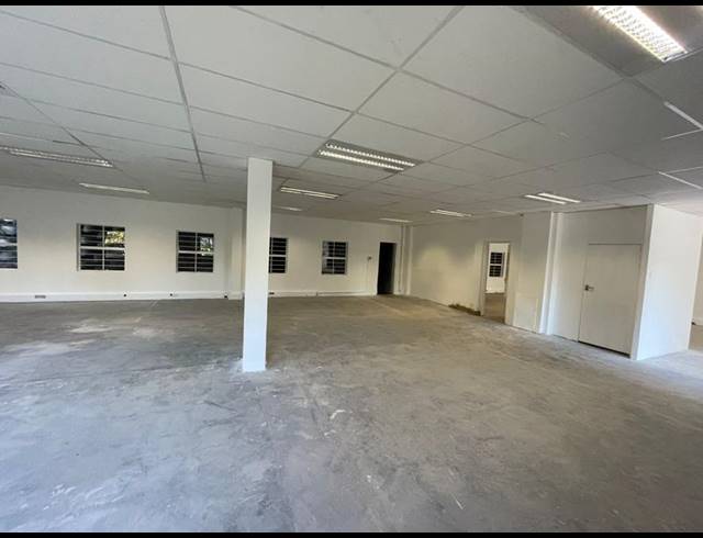 INDUSTRIAL PROPERTY TO RENT IN HENNOPSPARK